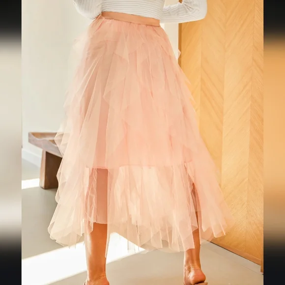 NWT Cupshe Tis' The SZN Tiered Tulle Mesh Skirt Elastic Waist Midi Small - Picture 2 of 6